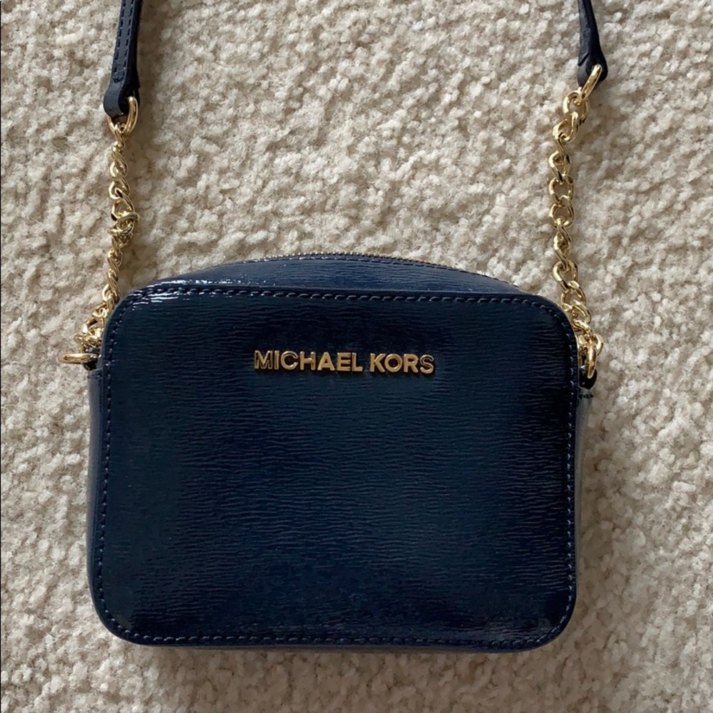 Michael Kors crossbody — great condition!